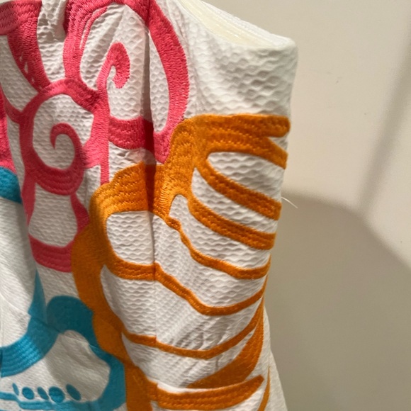 Lilly Pulitzer Strapless Dress with Vibrant Swirls - Picture 4 of 5